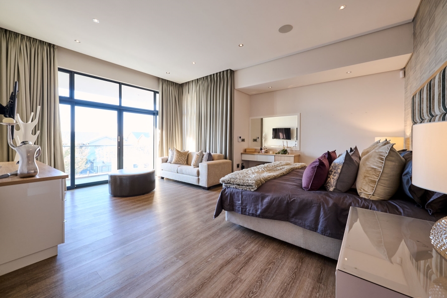 4 Bedroom Property for Sale in Waterfall Country Estate Gauteng