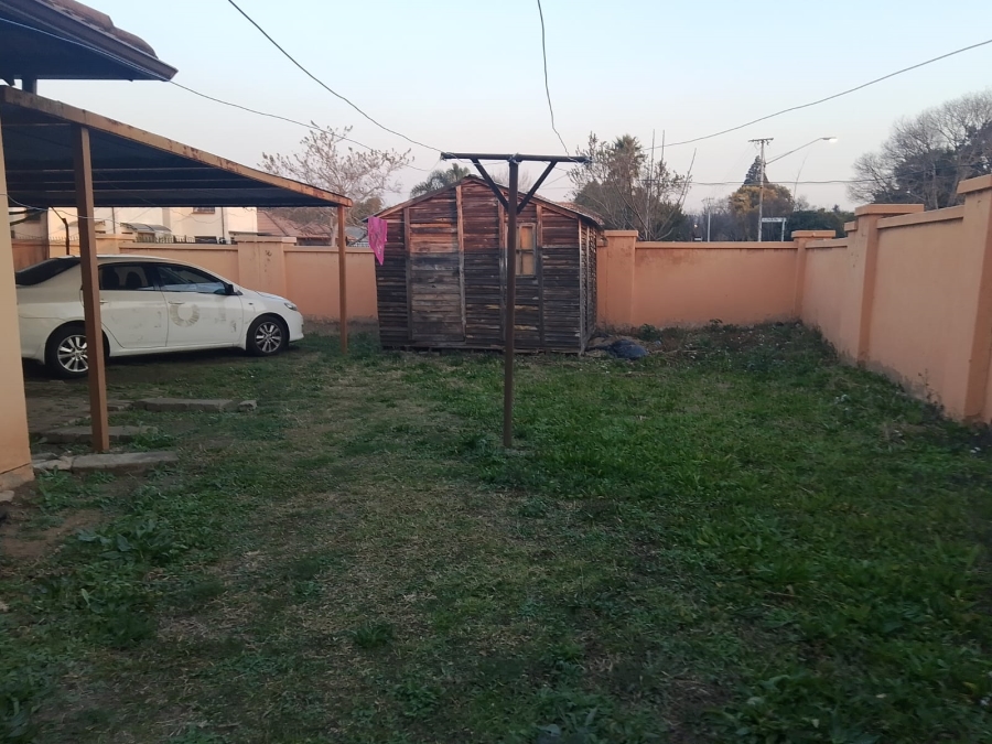 2 Bedroom Property for Sale in Booysens Gauteng
