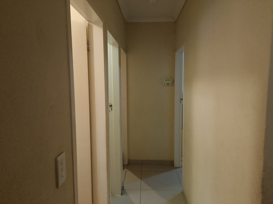 2 Bedroom Property for Sale in Booysens Gauteng