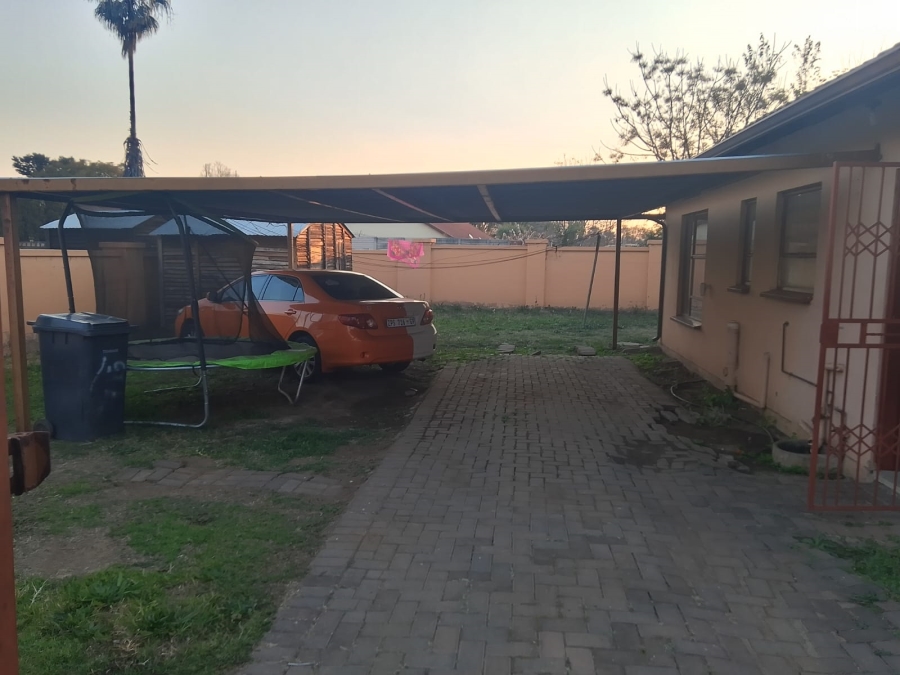 2 Bedroom Property for Sale in Booysens Gauteng