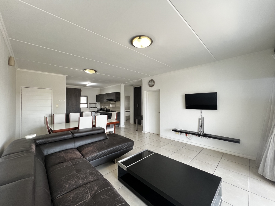 To Let 2 Bedroom Property for Rent in Petervale Gauteng