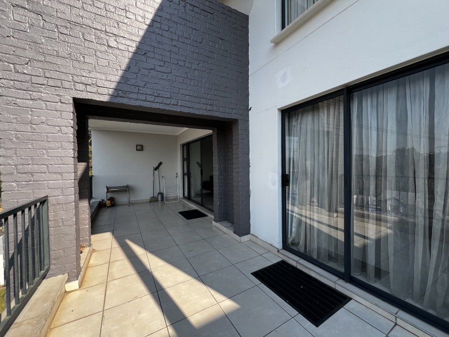 To Let 2 Bedroom Property for Rent in Petervale Gauteng