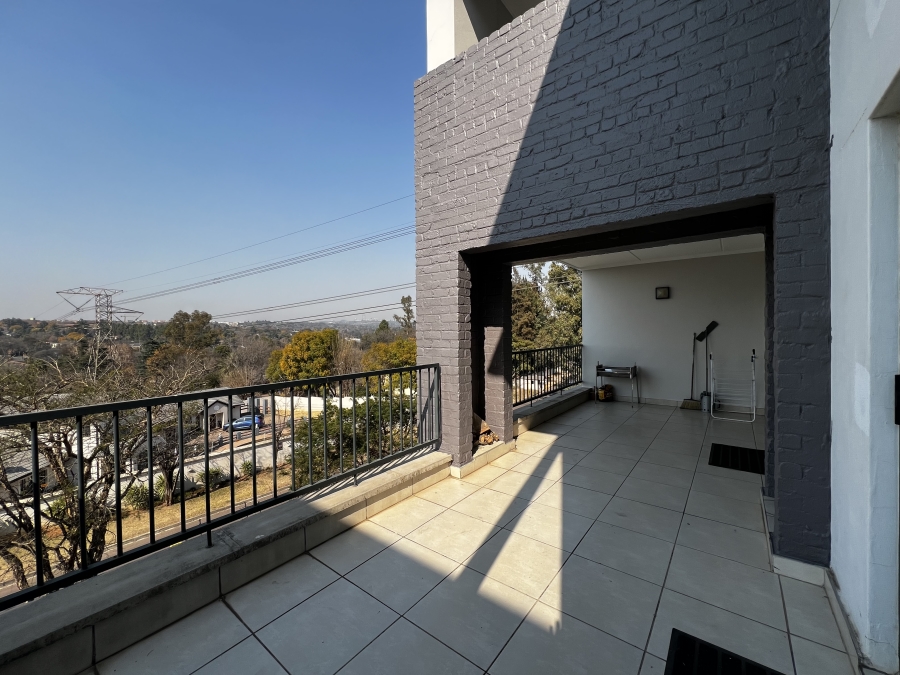 To Let 2 Bedroom Property for Rent in Petervale Gauteng