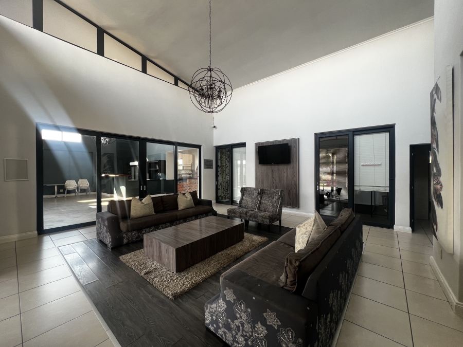 To Let 2 Bedroom Property for Rent in Petervale Gauteng