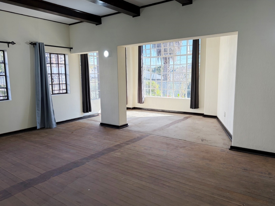 To Let 4 Bedroom Property for Rent in Parktown Gauteng