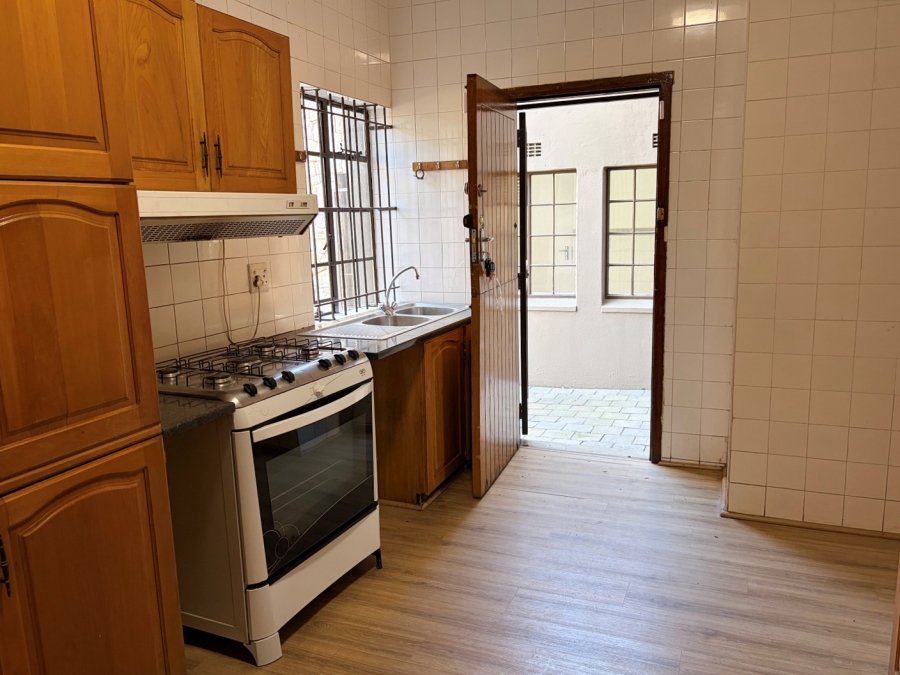 To Let 4 Bedroom Property for Rent in Parktown Gauteng