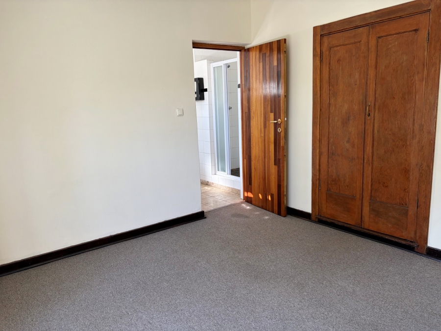 To Let 4 Bedroom Property for Rent in Parktown Gauteng