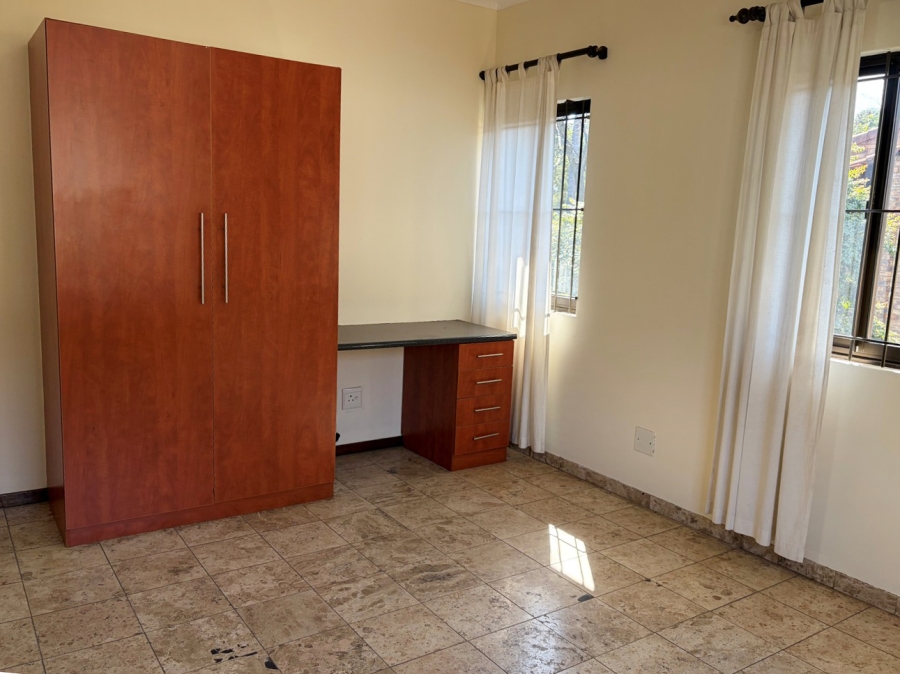 To Let 4 Bedroom Property for Rent in Parktown Gauteng