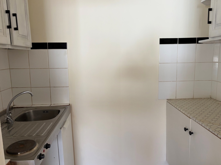 To Let 4 Bedroom Property for Rent in Parktown Gauteng