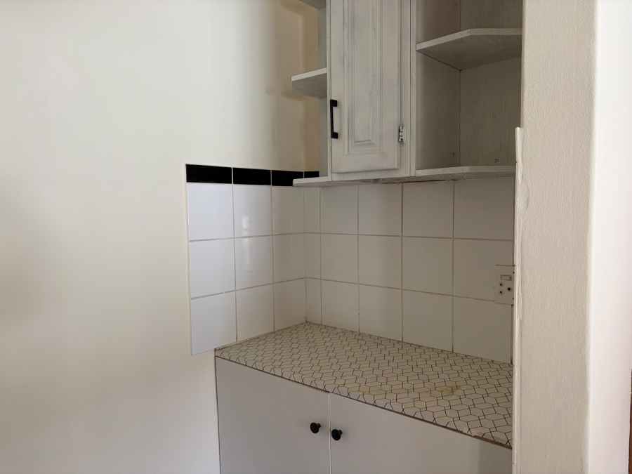 To Let 4 Bedroom Property for Rent in Parktown Gauteng