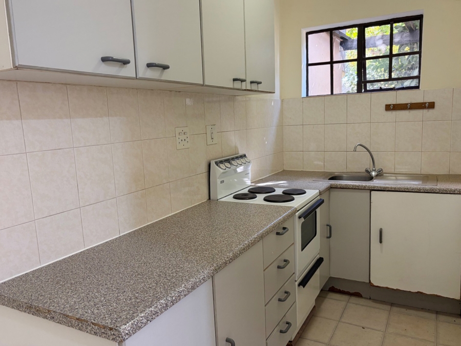 To Let 4 Bedroom Property for Rent in Parktown Gauteng