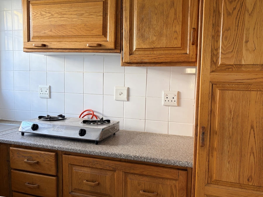 To Let 4 Bedroom Property for Rent in Parktown Gauteng