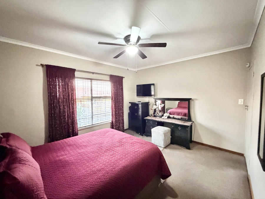 3 Bedroom Property for Sale in Halfway Gardens Gauteng