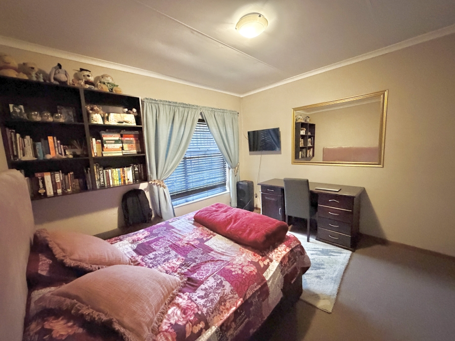 3 Bedroom Property for Sale in Halfway Gardens Gauteng