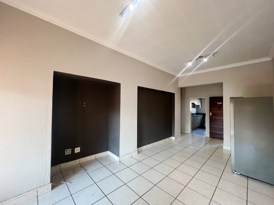 To Let 2 Bedroom Property for Rent in Khyber Rock Gauteng