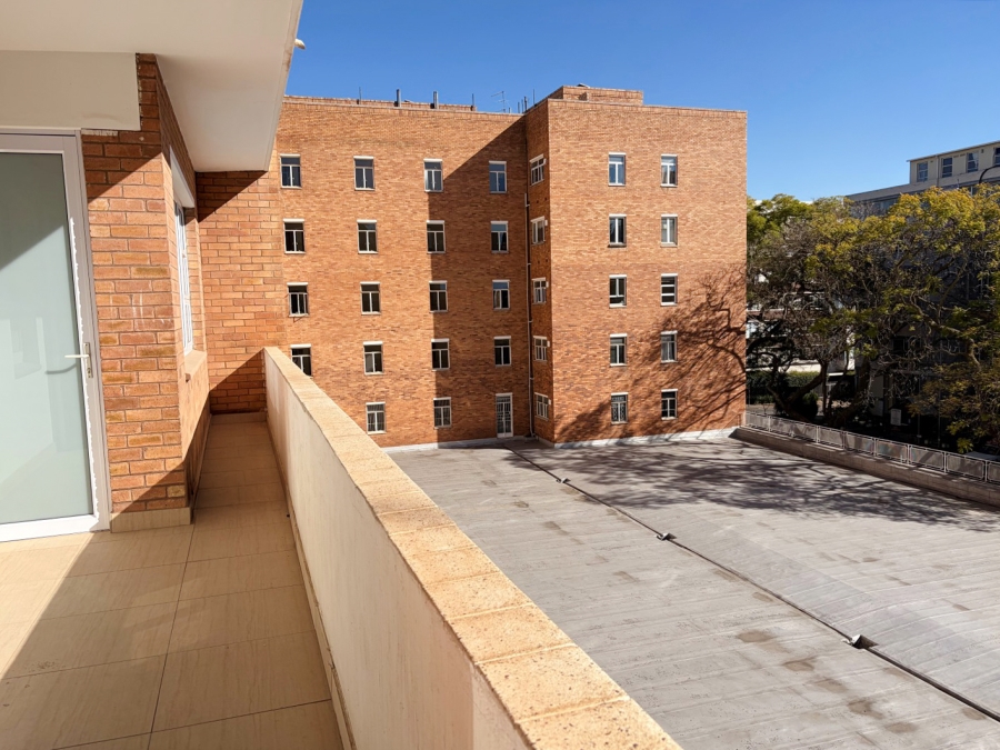 To Let 3 Bedroom Property for Rent in Killarney Gauteng