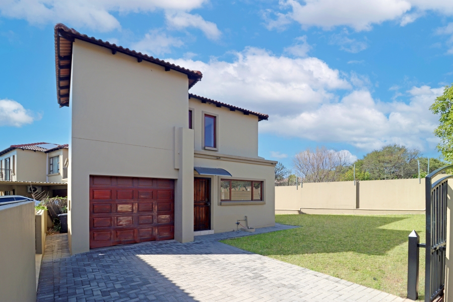 2 Bedroom Property for Sale in Kyalami Hills Gauteng