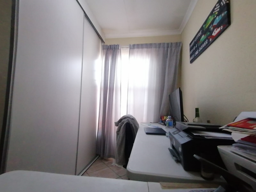 To Let 3 Bedroom Property for Rent in Andeon Gauteng