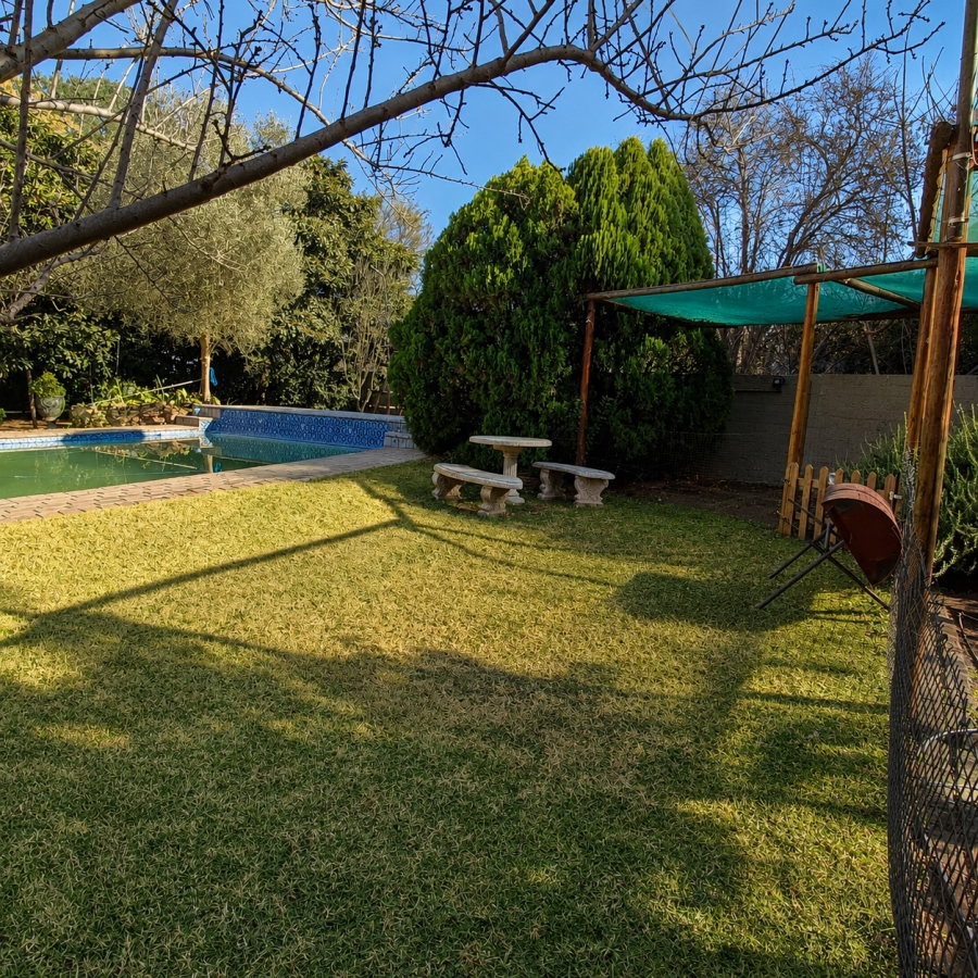 4 Bedroom Property for Sale in Buyscelia Gauteng