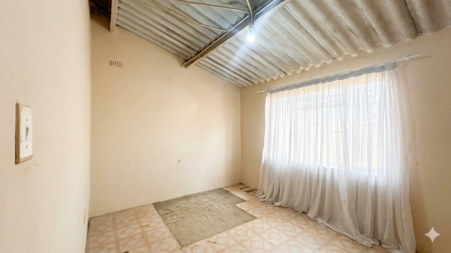 2 Bedroom Property for Sale in Sebokeng Zone 12 Gauteng