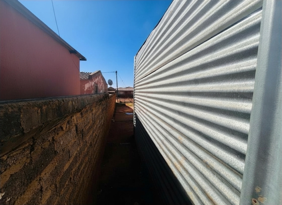2 Bedroom Property for Sale in Sebokeng Zone 12 Gauteng