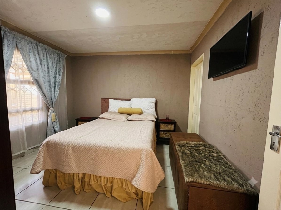 3 Bedroom Property for Sale in Vanderbijlpark CE 4 Gauteng