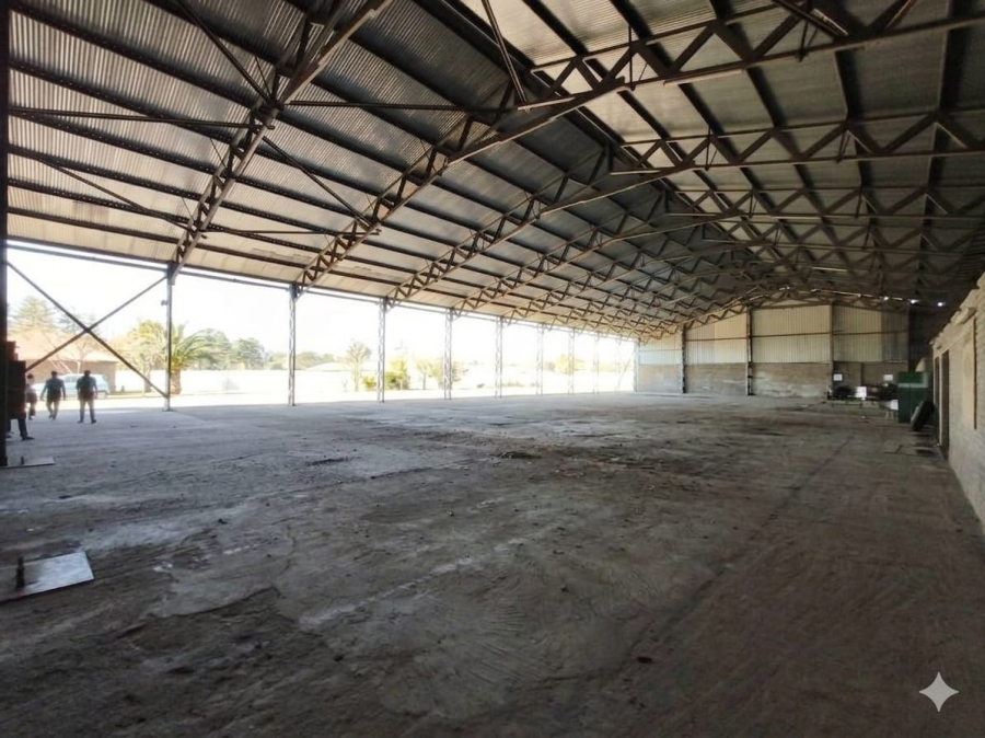 To Let Commercial Property for Rent in Unitas Park Gauteng