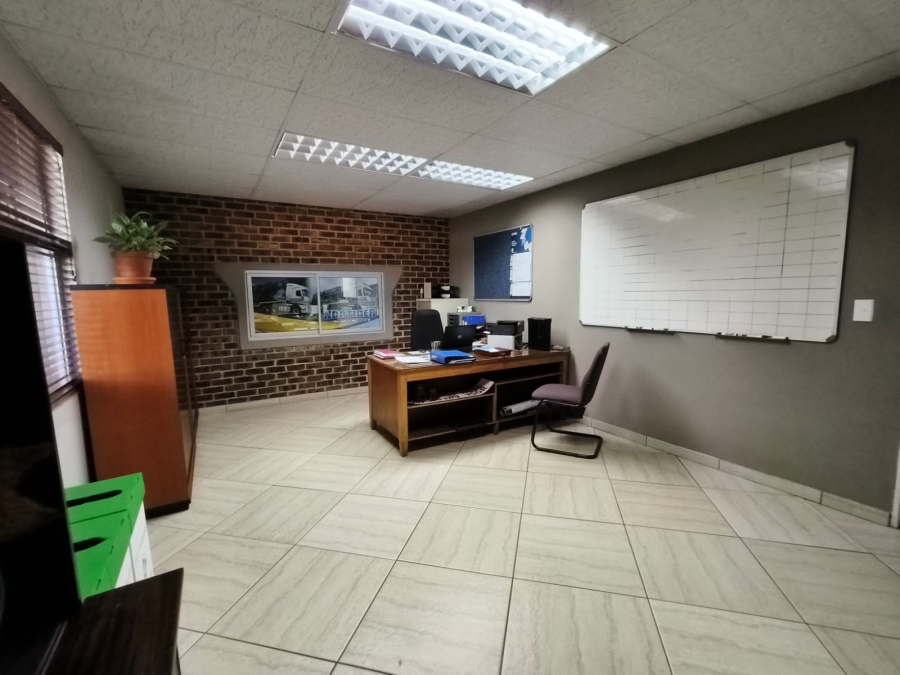 To Let Commercial Property for Rent in Unitas Park Gauteng