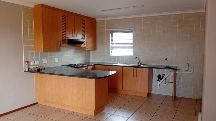To Let 3 Bedroom Property for Rent in Chancliff A H Gauteng