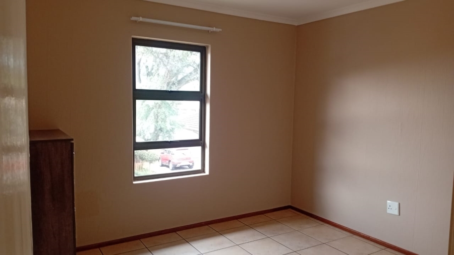 To Let 3 Bedroom Property for Rent in Chancliff A H Gauteng