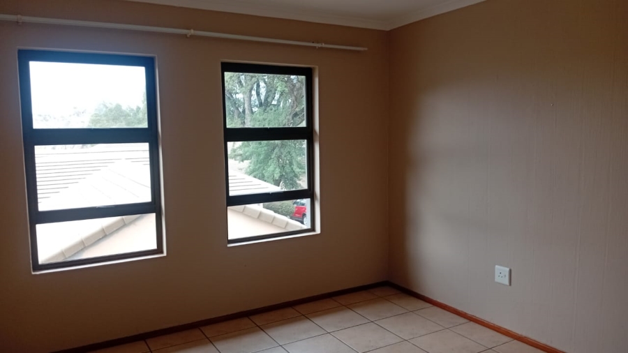 To Let 3 Bedroom Property for Rent in Chancliff A H Gauteng