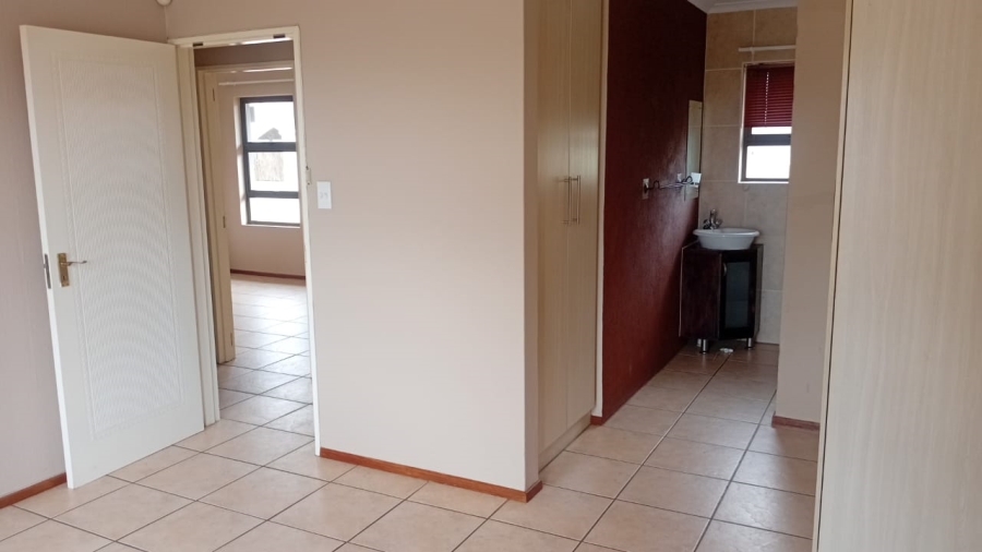 To Let 3 Bedroom Property for Rent in Chancliff A H Gauteng