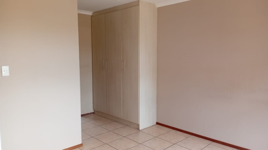To Let 3 Bedroom Property for Rent in Chancliff A H Gauteng