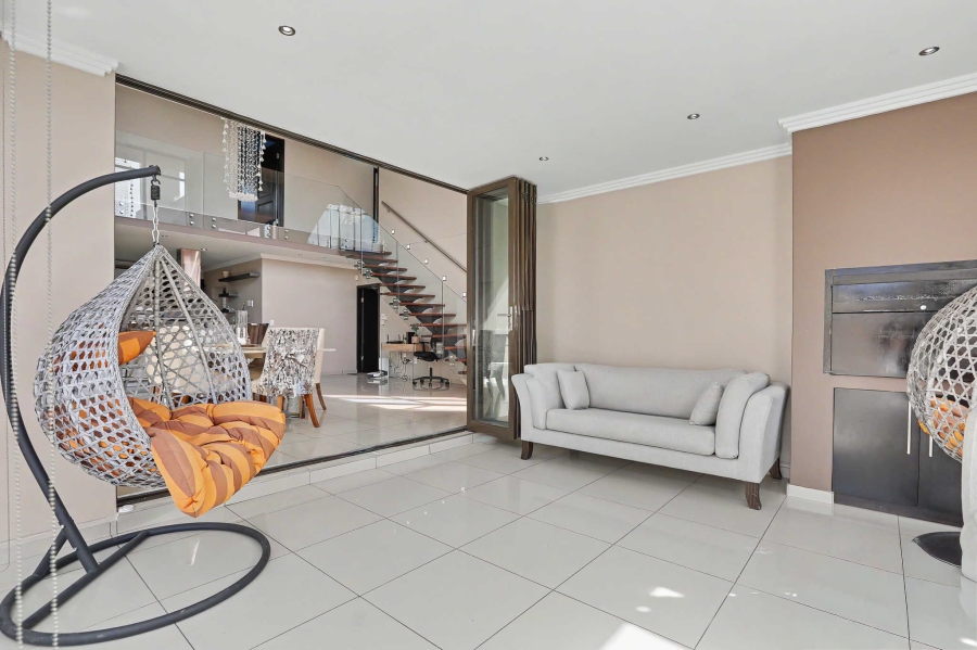 To Let 4 Bedroom Property for Rent in Stone River Estate Gauteng