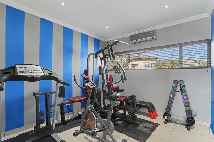 To Let 4 Bedroom Property for Rent in Stone River Estate Gauteng