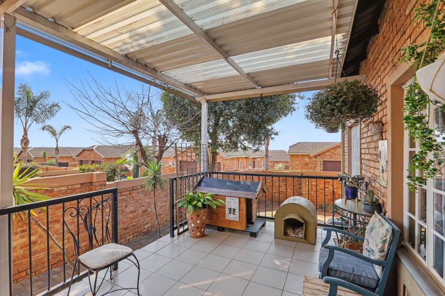 3 Bedroom Property for Sale in Amorosa Gauteng