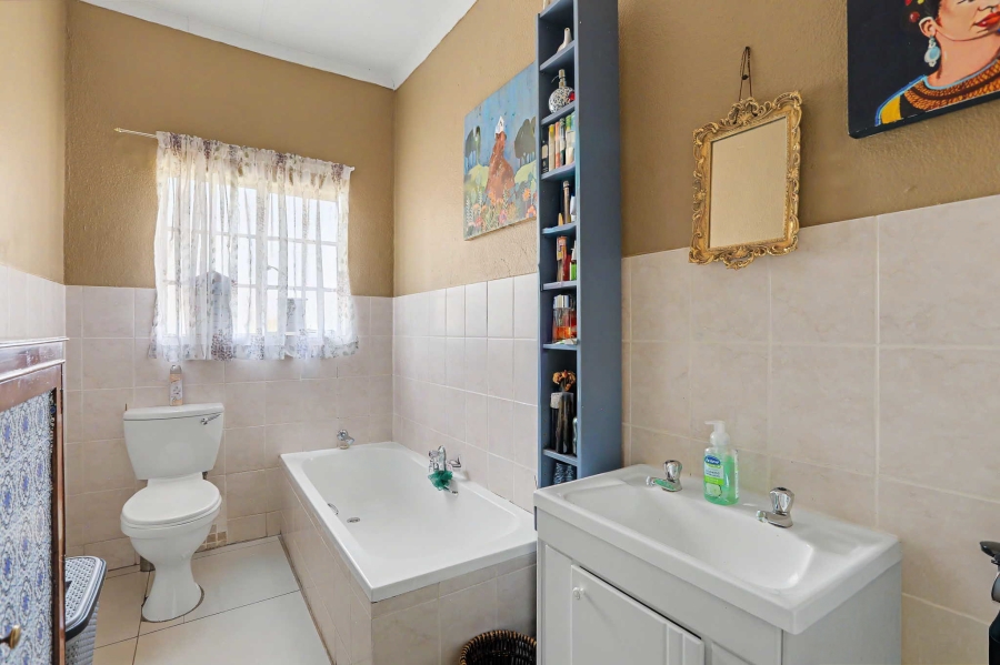3 Bedroom Property for Sale in Amorosa Gauteng