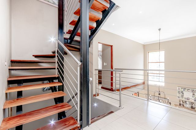 3 Bedroom Property for Sale in Ferndale Gauteng
