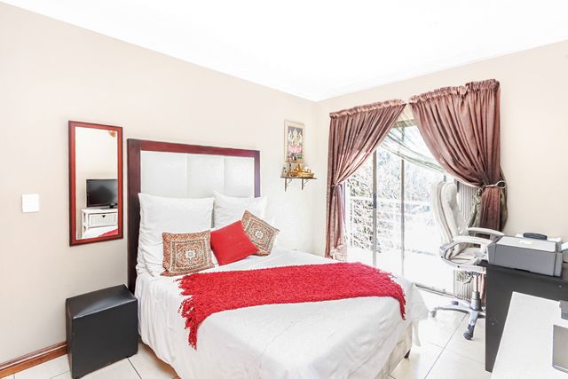 3 Bedroom Property for Sale in Ferndale Gauteng