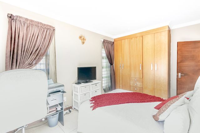 3 Bedroom Property for Sale in Ferndale Gauteng