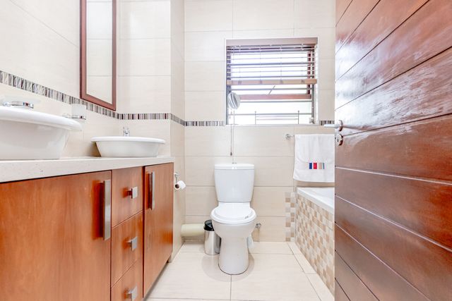 3 Bedroom Property for Sale in Ferndale Gauteng