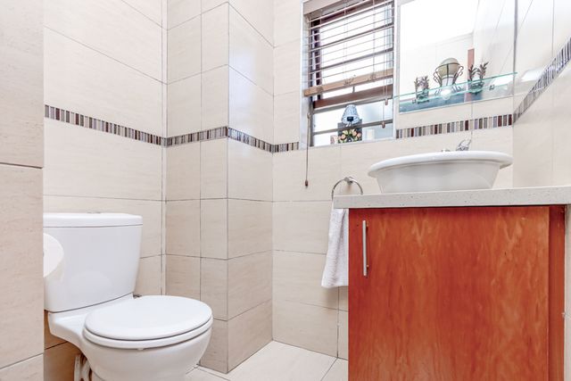 3 Bedroom Property for Sale in Ferndale Gauteng