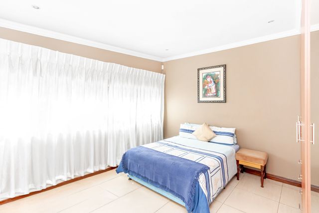 3 Bedroom Property for Sale in Ferndale Gauteng