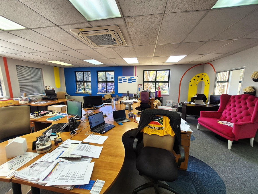 To Let Commercial Property for Rent in Dunkeld Gauteng