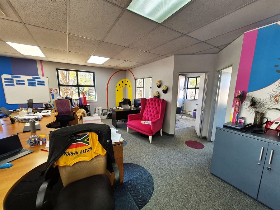 To Let Commercial Property for Rent in Dunkeld Gauteng