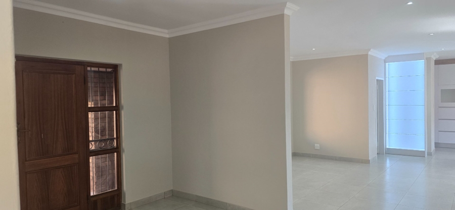 6 Bedroom Property for Sale in Wonderboom Gauteng
