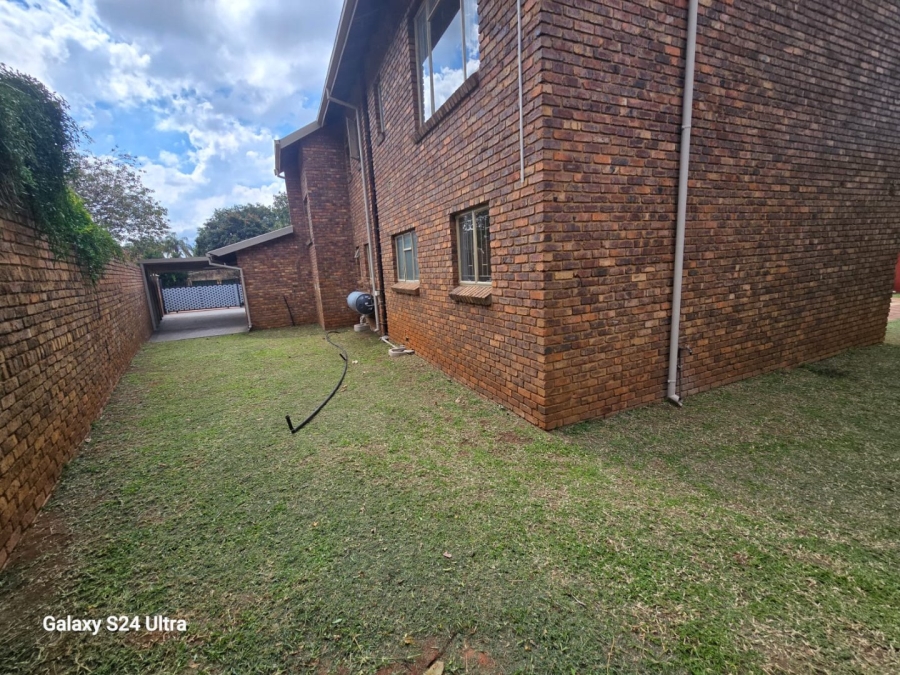 6 Bedroom Property for Sale in Wonderboom Gauteng