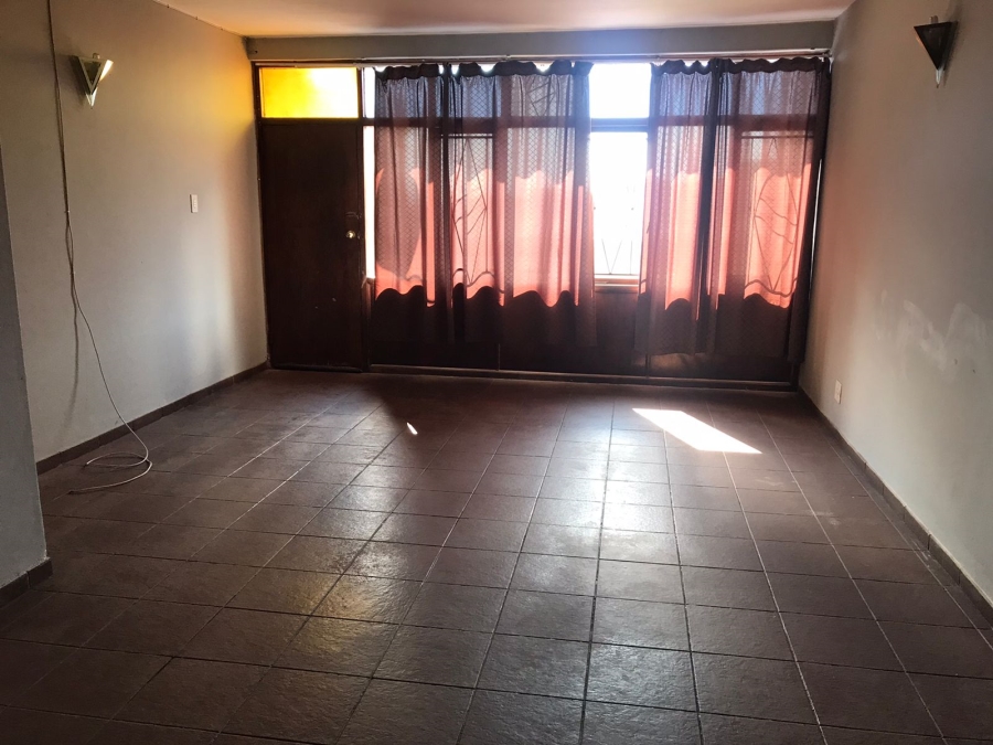 2 Bedroom Property for Sale in Silverfields Gauteng