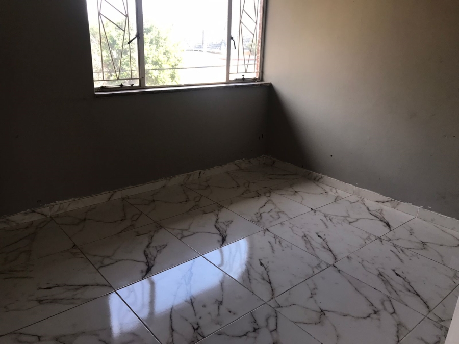 2 Bedroom Property for Sale in Silverfields Gauteng