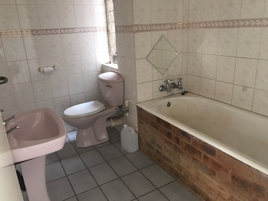 2 Bedroom Property for Sale in Silverfields Gauteng